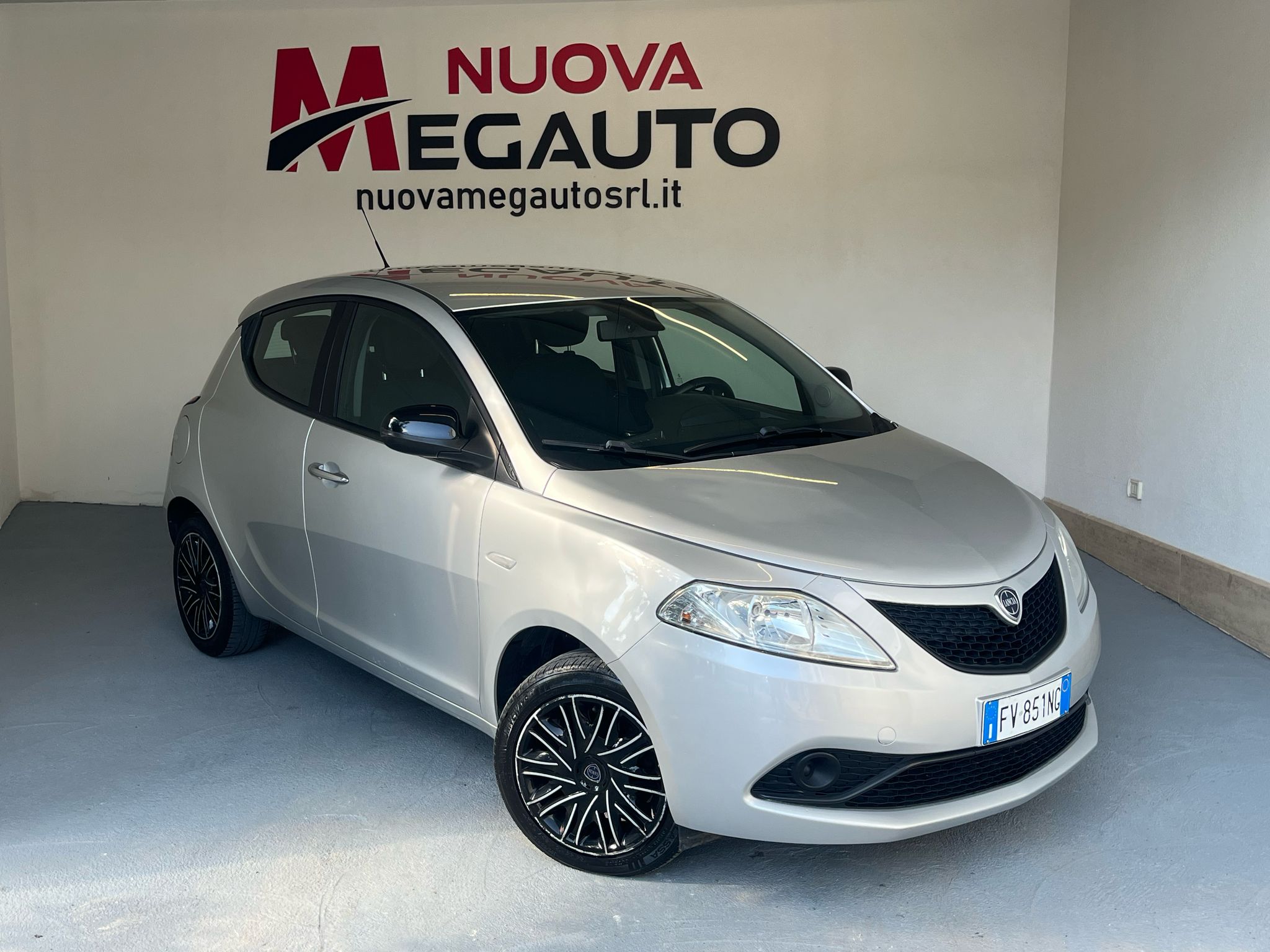 Lancia Ypsilon 1.2 8V, Gold