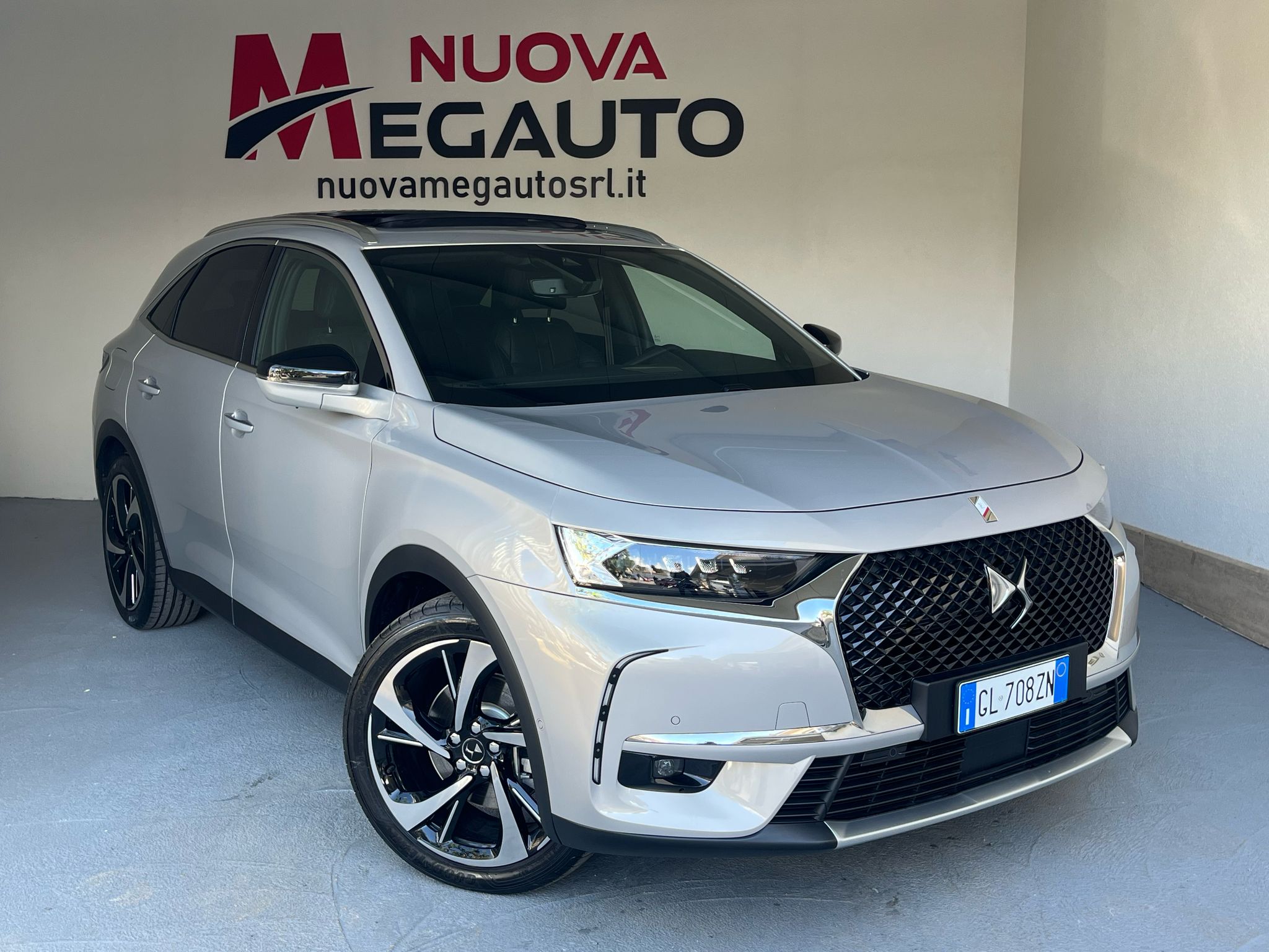 DS 7  Hybrid E-Tense Performance Line